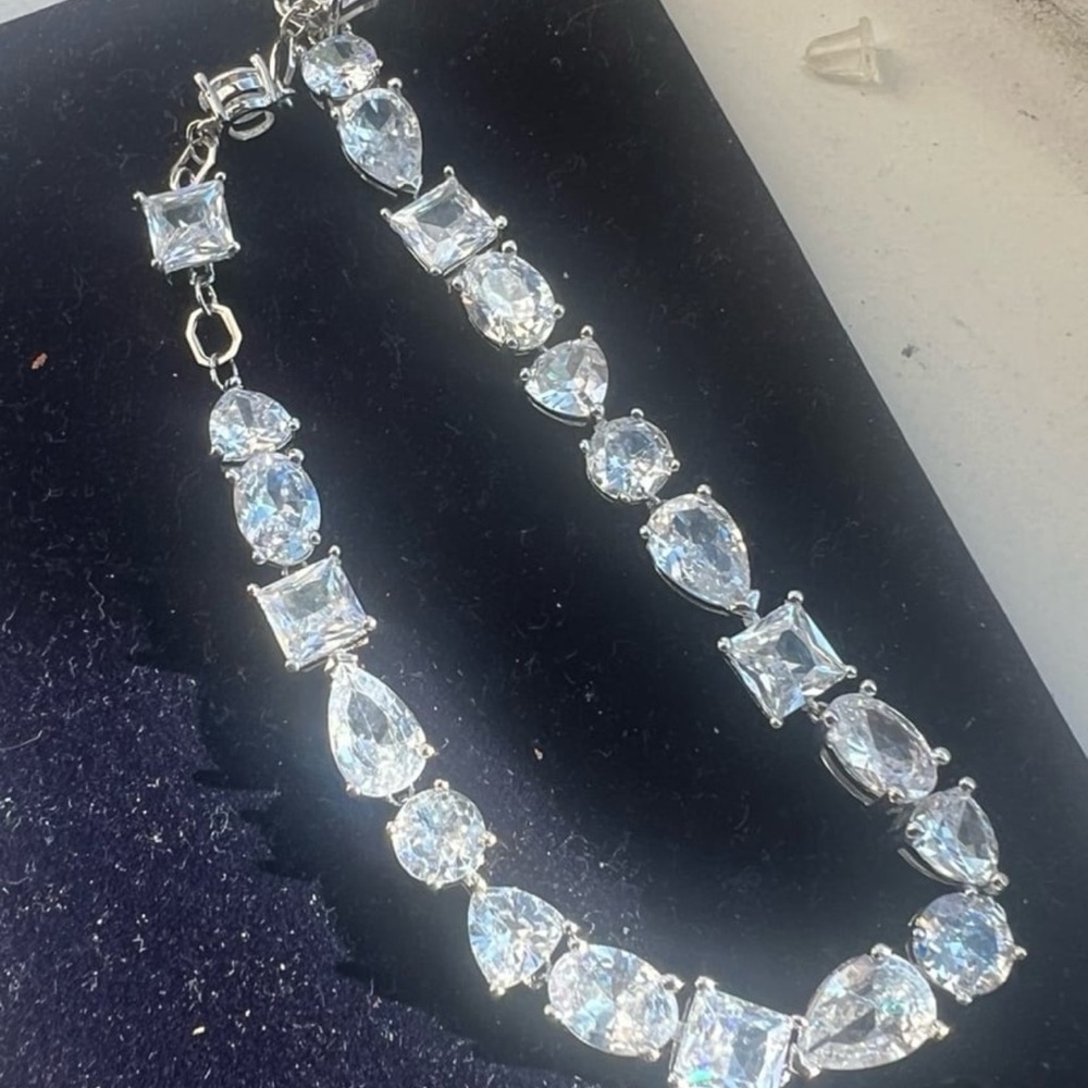 Mesmera style swarovski elements rhodium finish bracelet - new
